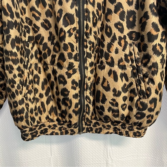 Leopard Print 100% Silk Women’s Puffer Bomber Jacket Oversized Small Y2K - Picture 5 of 10